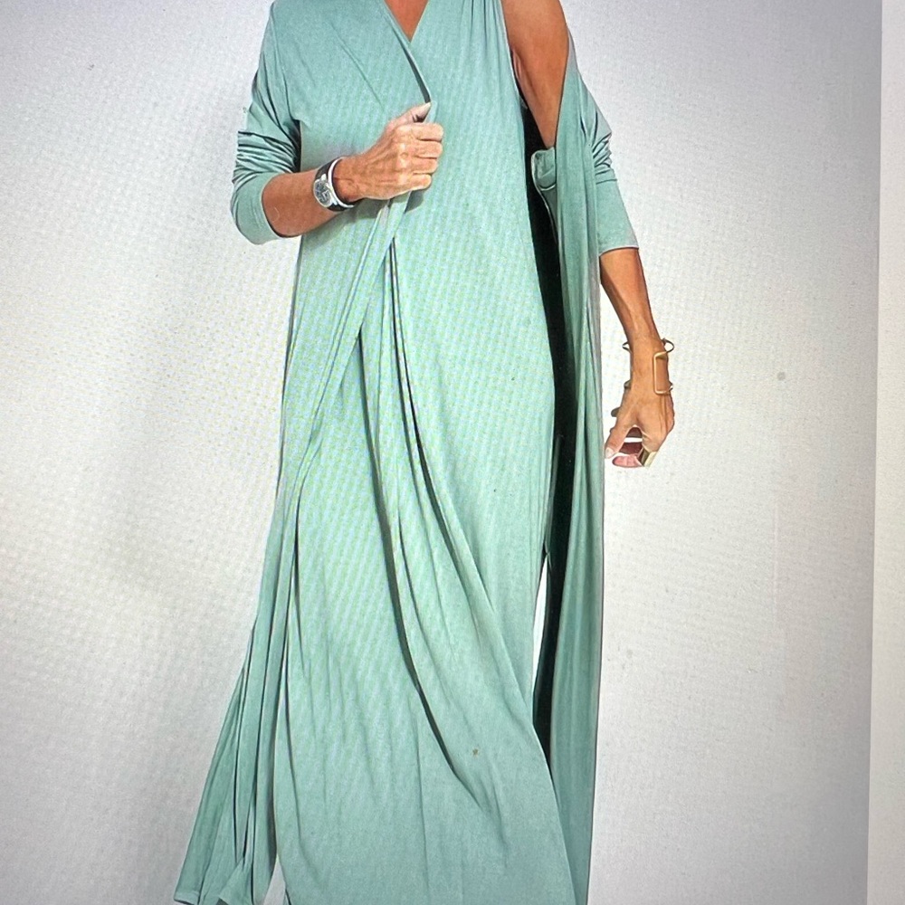Elegant Mint Green Women's Dress